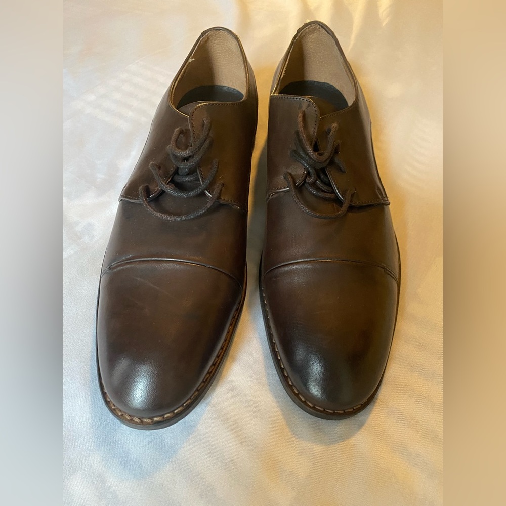 B2 Mens brown leather dress shoes Size 43 Euro